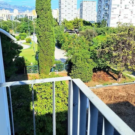 Oleandar Split